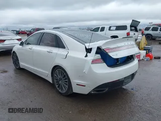2014 Lincoln MKZ with VIN 3LN6L2GK2ER804677, listed as a IAAI auction lot 41553543 with 123,661 mi miles. Bid and sale history available at carsss.com. Image 3.