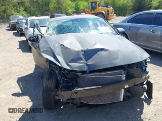 2024 Hyundai Elantra SEL z VIN KMHLM4DG4RU651049, wystawiony jako IAAI lot #42040179 z przebiegiem 37 852 mil mil oraz . Historia ofert i sprzedaży dostępna na DreamBid. Obrazek 6.