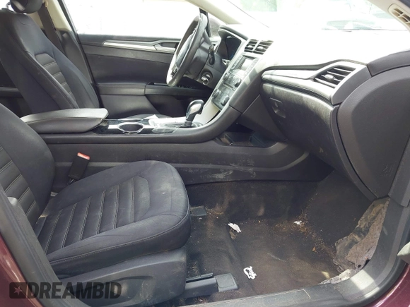 2013 Ford Fusion SE with VIN 3FA6P0HR8DR114350, listed as a IAAI auction lot 42189415 with 187,407 mi miles and . Bid and sale history available at DreamBid. Image 5.