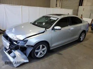 2012 Volkswagen Jetta Sedan TDI w/Premium & Nav with VIN 3VWLL7AJ4CM388532, listed as a Copart auction lot 84748164 with 71,843 mi miles and Salvage Title. Bid and sale history available at carsss.com. Image 1.