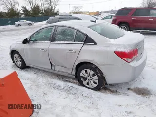 2015 Chevrolet Cruze LS z VIN 1G1PA5SH6F7240786, wystawiony jako IAAI lot #41614478 z przebiegiem 103 978 mil mil oraz . Historia ofert i sprzedaży dostępna na DreamBid. Obrazek 14.