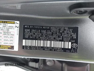 2007 Toyota Matrix STD z VIN 2T1KR30E37C659475, wystawiony jako IAAI lot #42357137 z przebiegiem 130 525 mil mil oraz . Historia ofert i sprzedaży dostępna na DreamBid. Obrazek 9.