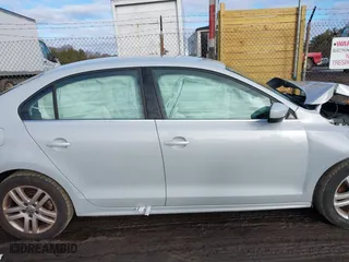 2017 Volkswagen Jetta 1.4T S with VIN 3VW167AJ9HM215563, listed as a IAAI auction lot 41473283 with 119,648 mi miles. Bid and sale history available at carsss.com. Image 13.