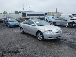 2009 Toyota Camry z VIN 4T1BE46K89U414722, wystawiony jako IAAI lot #42268549 z przebiegiem 75 752 mil mil oraz . Historia ofert i sprzedaży dostępna na DreamBid. Obrazek 1.