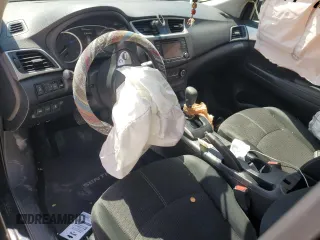 2018 Nissan Sentra S z VIN 3N1AB7AP9JY271006, wystawiony jako Copart lot #54979375 z przebiegiem 78 100 mil mil oraz Szkoda całkowita • Salvage title. Historia ofert i sprzedaży dostępna na DreamBid. Obrazek 8.