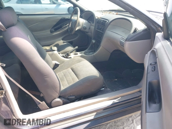 2002 Ford Mustang GT Deluxe with VIN 1FAFP42X72F103381, listed as a IAAI auction lot 42574958 with 187,018 mi miles and . Bid and sale history available at DreamBid. Image 5.