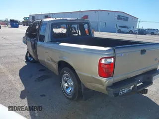 2002 Ford Ranger XLT Appearance with VIN 1FTYR44E92PB13798, listed as a IAAI auction lot 40797865 with 0 mi miles. Bid and sale history available at carsss.com. Image 3.
