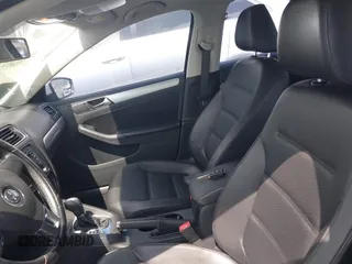 2013 Volkswagen Jetta SE with VIN 3VWDP7AJ0DM352654, listed as a IAAI auction lot 42552411 with 84,145 mi miles and . Bid and sale history available at DreamBid. Image 12.