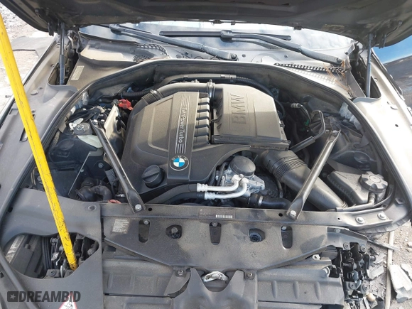 2012 BMW 6 Series 640i with VIN WBALW7C52CC618691, listed as a IAAI auction lot 41305802 with 1 mi miles. Bid and sale history available at carsss.com. Image 10.