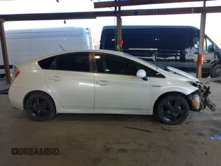 2013 Toyota Prius One with VIN JTDKN3DU7D1639372, listed as a IAAI auction lot 41351781 with 253,735 mi miles. Bid and sale history available at carsss.com. Image 14.