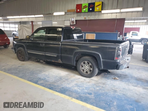 2003 Chevrolet Silverado 1500 with VIN 2GCEC19T131386355, listed as a Copart auction lot 41841665 with 258,453 mi miles and Clean Title. Bid and sale history available at carsss.com. Image 2.