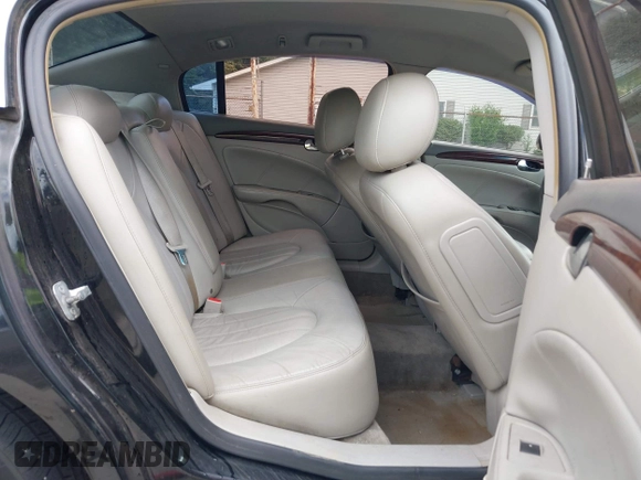2011 Buick Lucerne CXL with VIN 1G4HC5EM5BU140670, listed as a IAAI auction lot 39835697 with 189,927 mi miles and . Bid and sale history available at DreamBid. Image 8.