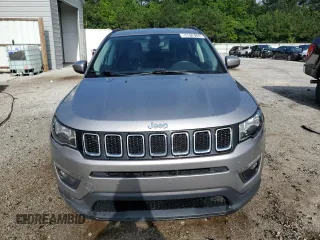 2019 Jeep Compass Latitude with VIN 3C4NJCBB5KT851039, listed as a Copart auction lot 58818155 with 118,961 mi miles and Clean title. Bid and sale history available at DreamBid. Image 5.