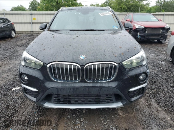 2018 BMW X1 xDrive28i z VIN WBXHT3C39J5L34133, wystawiony jako Copart lot #60195805 z przebiegiem 49 551 mil mil oraz Szkoda całkowita • Salvage title. Historia ofert i sprzedaży dostępna na DreamBid. Obrazek 5.