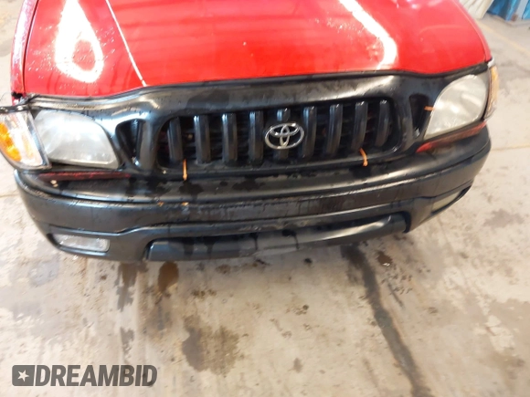 2001 Toyota Tacoma z VIN 5TENL42N31Z721220, wystawiony jako IAAI lot #42711573 z przebiegiem 213 157 mil mil oraz . Historia ofert i sprzedaży dostępna na DreamBid. Obrazek 6.
