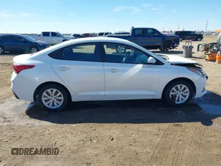 2019 Hyundai Accent SE with VIN 3KPC24A30KE068218, listed as a IAAI auction lot 41727199 with 94,441 mi miles. Bid and sale history available at carsss.com. Image 14.