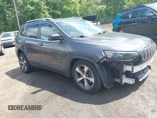 2019 Jeep Cherokee Limited z VIN 1C4PJLDB5KD380988, wystawiony jako IAAI lot #42289906 z przebiegiem 98 448 mil mil oraz . Historia ofert i sprzedaży dostępna na DreamBid. Obrazek 1.