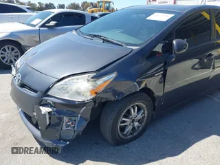 2011 Toyota Prius I with VIN JTDKN3DU1B1462668, listed as a IAAI auction lot 41939046 with 28,401 mi miles and . Bid and sale history available at DreamBid. Image 6.