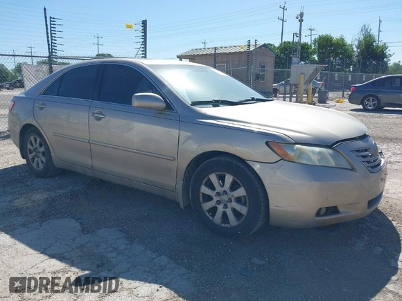 2009 Toyota Camry LE with VIN 4T1BK46K09U075169, listed as a IAAI auction lot 39169852 with 211,105 mi miles. Bid and sale history available at carsss.com. Image 1.