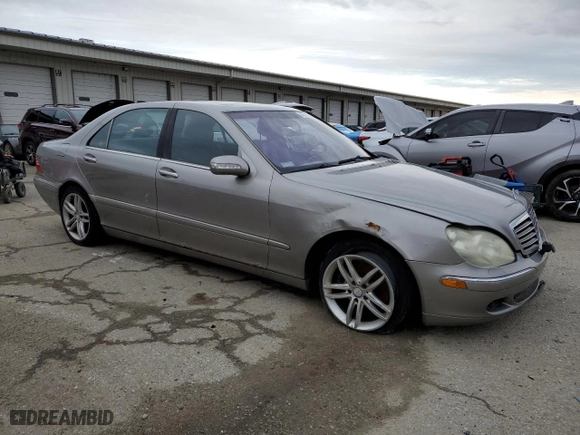 2003 Mercedes-Benz S-Class 5.0L with VIN WDBNG84J13A366615, listed as a Copart auction lot 44501475 with 154,194 mi miles and Clean Title. Bid and sale history available at carsss.com. Image 4.