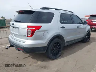 2014 Ford Explorer with VIN 1FM5K8B81EGC14622, listed as a IAAI auction lot 41570872 with 187,158 mi miles and . Bid and sale history available at carsss.com. Image 4.