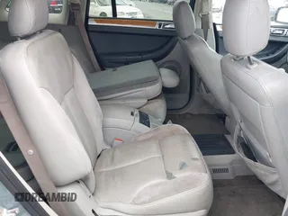 2008 Chrysler Pacifica with VIN 2A8GM78X18R608844, listed as a IAAI auction lot 41799356 with 102,382 mi miles and . Bid and sale history available at DreamBid. Image 8.