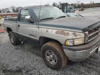 1995 Dodge Ram 1500 with VIN 1B7HF16Z7SS309811, listed as a Copart auction lot 76067494 with 134,643 mi miles and Salvage Title. Bid and sale history available at carsss.com. Image 4.