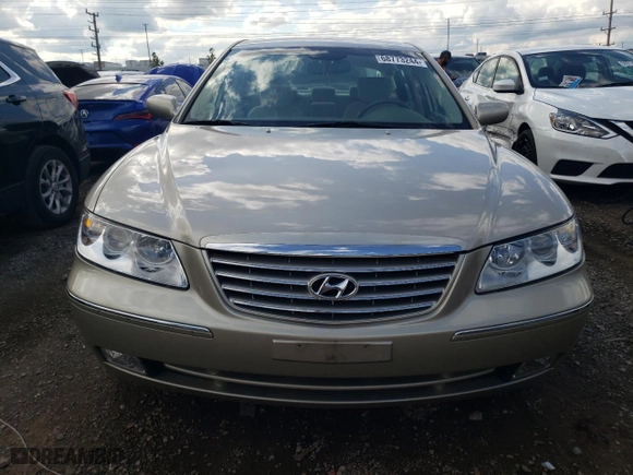 2008 Hyundai Azera GLS with VIN KMHFC46D08A320598, listed as a Copart auction lot 68773244 with 35,997 mi miles and Salvage Title. Bid and sale history available at carsss.com. Image 5.