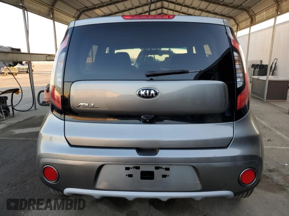 2019 Kia Soul + with VIN KNDJP3A58K7697360, listed as a Copart auction lot 41882305 with 40,403 mi miles and Salvage Title. Bid and sale history available at DreamBid. Image 6.