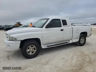 2000 Dodge Ram 1500 with VIN 3B7HF13Z5YG161646, listed as a Copart auction lot 76893684 with 0 mi miles and Salvage Title. Bid and sale history available at carsss.com. Image 1.
