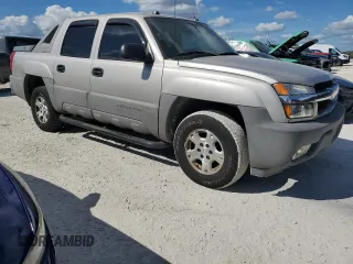 2005 Chevrolet Avalanche Z66 with VIN 3GNEC12Z35G227983, listed as a Copart auction lot 77965044 with 180,879 mi miles and Salvage Title. Bid and sale history available at carsss.com. Image 4.