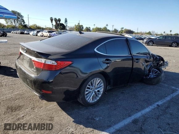 2014 Lexus ES 330 z VIN JTHBK1GG2E2106228, wystawiony jako Copart lot #44188805 z przebiegiem Nie podano mil oraz Szkoda całkowita • Salvage title. Historia ofert i sprzedaży dostępna na DreamBid. Obrazek 3.