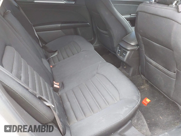 2013 Ford Fusion SE with VIN 3FA6P0HR8DR233533, listed as a IAAI auction lot 41903181 with 166,240 mi miles. Bid and sale history available at carsss.com. Image 8.