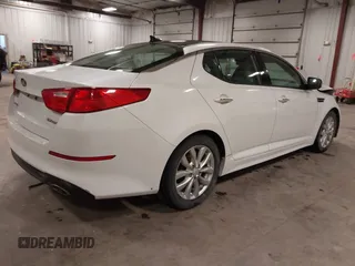 2015 Kia Optima EX z VIN 5XXGN4A7XFG502833, wystawiony jako IAAI lot #42193532 z przebiegiem 180 272 mil mil oraz . Historia ofert i sprzedaży dostępna na DreamBid. Obrazek 4.
