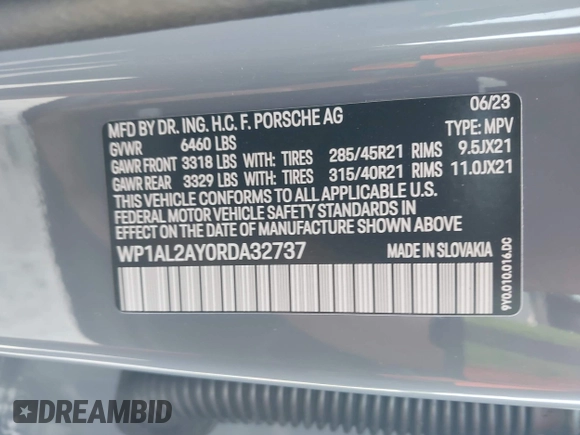 2024 Porsche Cayenne S with VIN WP1AL2AY0RDA32737, listed as a IAAI auction lot 42388781 with 11,802 mi miles and . Bid and sale history available at DreamBid. Image 9.