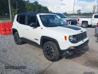 2023 Jeep Renegade Trailhawk z VIN ZACNJDC18PPP66512, wystawiony jako IAAI lot #42608005 z przebiegiem 39 351 mil mil oraz . Historia ofert i sprzedaży dostępna na DreamBid. Obrazek 1.