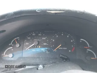 1995 Ford Probe z VIN 1ZVLT22B1S5104093, wystawiony jako IAAI lot #41744654 z przebiegiem 166 253 mil mil oraz . Historia ofert i sprzedaży dostępna na DreamBid. Obrazek 7.