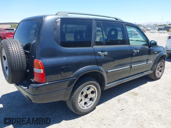 2002 Suzuki XL7 Standard with VIN JS3TX92V124122384, listed as a IAAI auction lot 42709086 with 196,311 mi miles and . Bid and sale history available at DreamBid. Image 4.