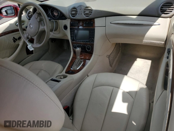 2008 Mercedes-Benz CLK 350 with VIN WDBTK56F48T094425, listed as a Copart auction lot 54401365 with 66,818 mi miles and Salvage title. Bid and sale history available at DreamBid. Image 8.