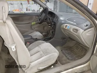 2004 Oldsmobile Alero GL1 z VIN 1G3NL12F94C105290, wystawiony jako IAAI lot #41845669 z przebiegiem Nie podano mil oraz . Historia ofert i sprzedaży dostępna na DreamBid. Obrazek 5.