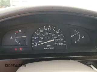 2001 Toyota Tacoma z VIN 5TENL42N01Z725533, wystawiony jako Copart lot #65078755 z przebiegiem 139 312 mil mil oraz Czysty tytuł • Clean title. Historia ofert i sprzedaży dostępna na DreamBid. Obrazek 9.