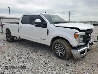 2019 Ford F-350 XL z VIN 1FT8W3BT3KED23989, wystawiony jako Copart lot #52082165 z przebiegiem 129 150 mil mil oraz Szkoda całkowita • Salvage title. Historia ofert i sprzedaży dostępna na DreamBid. Obrazek 4.