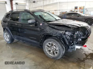 2020 Jeep Cherokee Trailhawk Elite with VIN 1C4PJMBN1LD537646, listed as a Copart auction lot 59890405 with 34,431 mi miles and Salvage title. Bid and sale history available at DreamBid. Image 4.