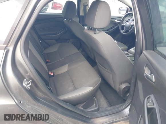 2013 Ford Focus SE с VIN 1FADP3F21DL286023, выставлен на аукционе IAAI как лот 42648809 с пробегом 179 158 миль миль и . История ставок и продаж доступна на DreamBid. Изображение 8.