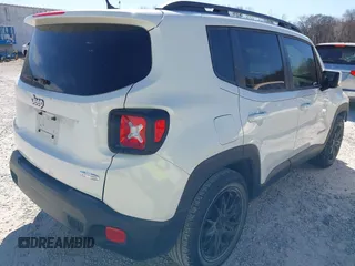 2015 Jeep Renegade Latitude with VIN ZACCJABT2FPC31041, listed as a IAAI auction lot 41626396 with 93,956 mi miles. Bid and sale history available at carsss.com. Image 4.