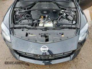 2024 Nissan Z Performance z VIN JN1BZ4BH6RM361251, wystawiony jako Copart lot #54354075 z przebiegiem 21 289 mil mil oraz Szkoda całkowita • Salvage title. Historia ofert i sprzedaży dostępna na DreamBid. Obrazek 11.