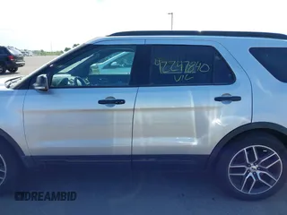 2017 Ford Explorer Sport с VIN 1FM5K8GT4HGD87407, выставлен на аукционе IAAI как лот 42247840 с пробегом 78 880 миль миль и . История ставок и продаж доступна на DreamBid. Изображение 14.