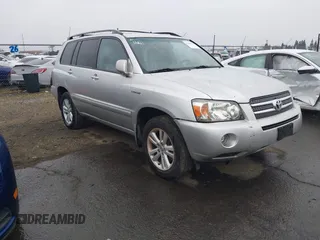 2007 Toyota Highlander w/3rd Row z VIN JTEDW21A070020189, wystawiony jako IAAI lot #41481373 z przebiegiem 126 345 mil mil oraz . Historia ofert i sprzedaży dostępna na DreamBid. Obrazek 1.