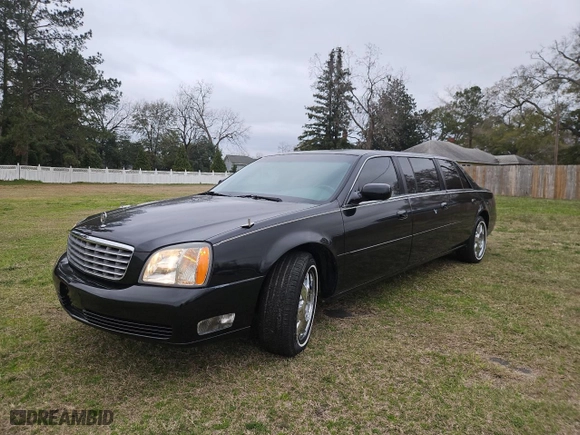 2005 Cadillac Deville Professional Limousine with VIN 1GEEH90YX5U550113, listed as a Copart auction lot 45041005 with 49,801 mi miles and Clean Title. Bid and sale history available at carsss.com. Image 2.