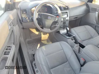 2006 Volvo C70 with VIN YV1MC68276J001385, listed as a Copart auction lot 82148334 with 109,543 mi miles and Clean Title. Bid and sale history available at carsss.com. Image 8.